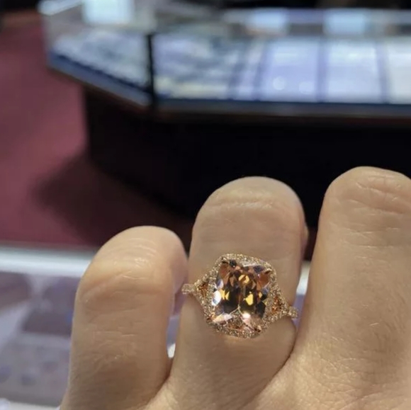NEW 18K ROSE GOLD RADIANT MORGANITE HALO RING - Picture 2 of 6